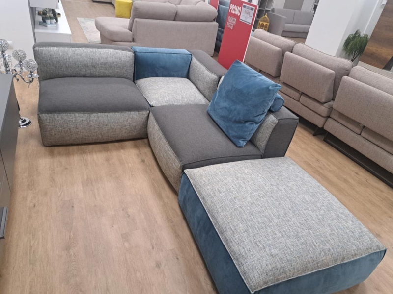 Divano Angolare Vintage con Pouf